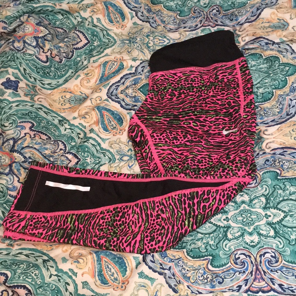 Woman’s Nike Dri-Fit leggings
